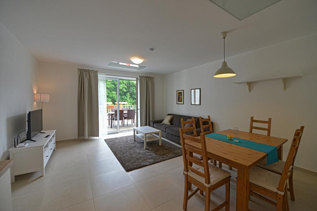 Apartmany Belveder フロホヴェツ エクステリア 写真